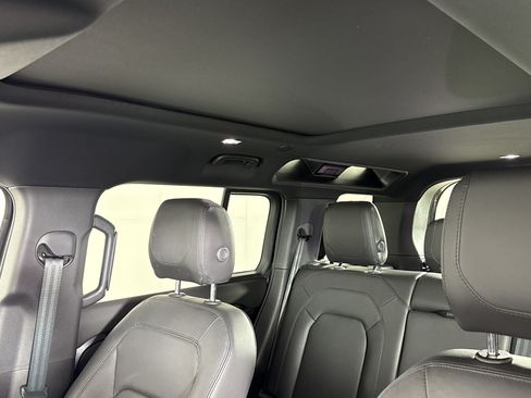 Certified 2024 Land Rover Defender 110 S AWD/4WD image 19
