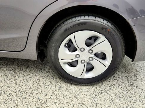 Used 2015 Honda Civic LX image 9