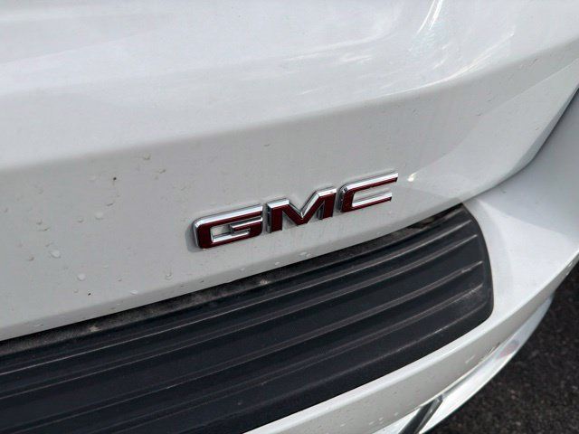 Used 2025 GMC Yukon Denali AWD/4WD image 23