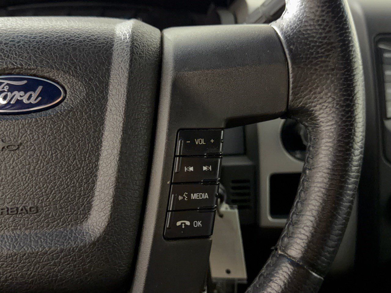Used 2013 Ford F150 XLT w/ XLT Chrome Pkg RWD image 19