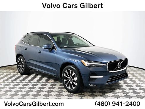 Used 2023 Volvo XC60 B5 Core image 1