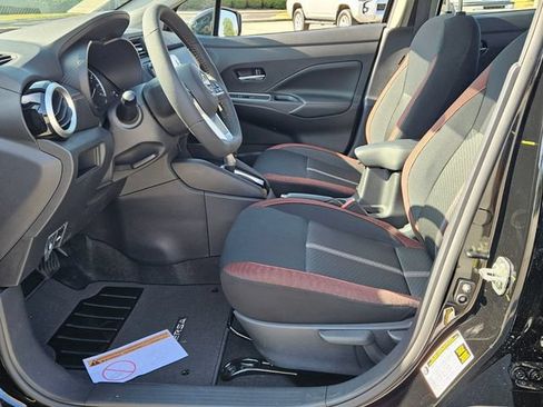 Used 2025 Nissan Versa SR w/ Trunk Package FWD image 5