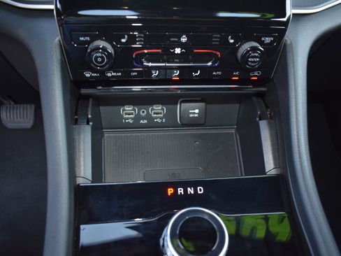 Used 2024 Jeep Grand Cherokee Altitude image 20