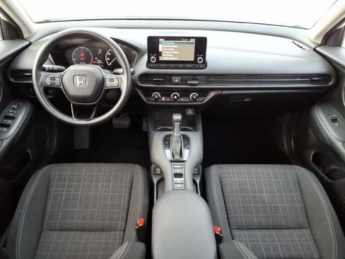 Used 2023 Honda HR-V LX image 11