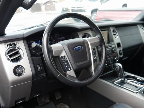 Used 2015 Ford Expedition Limited w/ Equipment Group 301A image 10