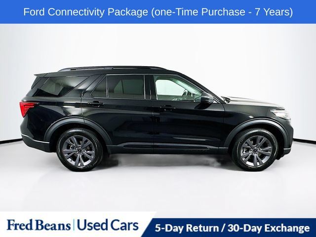 Used 2026 Ford Explorer Active AWD/4WD image 11