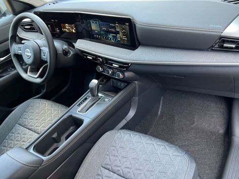 New 2026 Nissan Kicks SV image 15