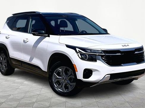 Used 2024 Kia Seltos S FWD image 11