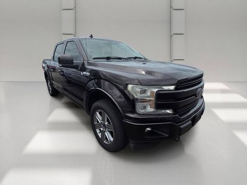 Used 2018 Ford F150 Lariat w/ Equipment Group 502A Luxury AWD/4WD image 3
