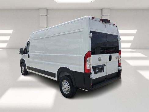 New 2026 RAM ProMaster 2500 w/ Convenience Group FWD image 3