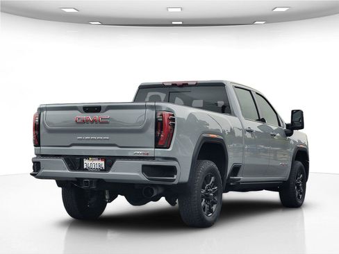 Used 2024 GMC Sierra 2500 AT4 w/ Max Trailering Package AWD/4WD image 6