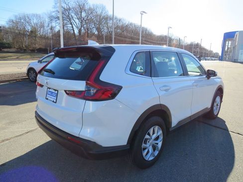 Used 2023 Honda CR-V LX image 5