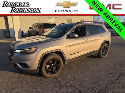 Used 2019 Jeep Cherokee Latitude Plus