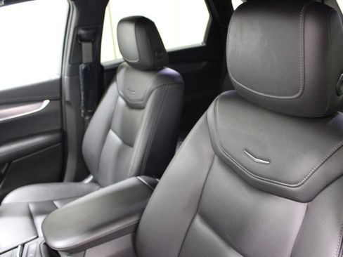Used 2020 Cadillac XT5 Luxury FWD image 4