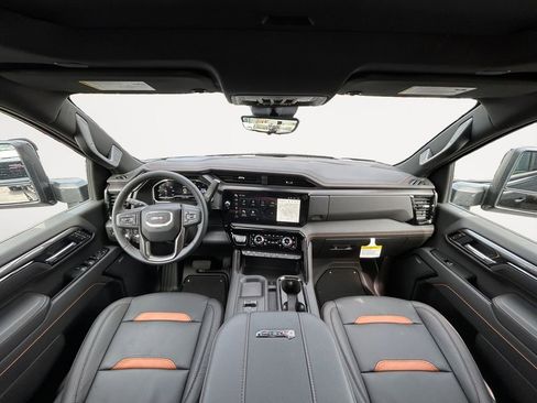 New 2025 GMC Sierra 2500 AT4 w/ AT4 Premium Plus Package image 13