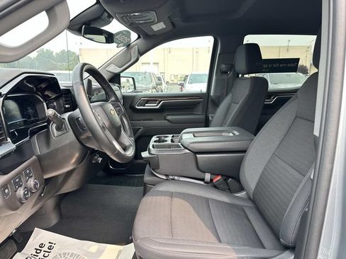 Certified 2024 Chevrolet Silverado 1500 LT AWD/4WD image 17