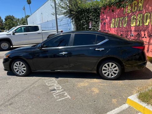 Used 2021 Nissan Altima 2.5 SV FWD image 7