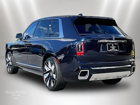 New 2026 Rolls-Royce Cullinan AWD/4WD image 3