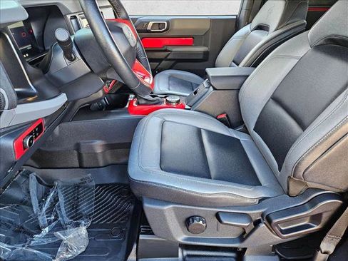 Used 2023 Ford Bronco Big Bend image 15