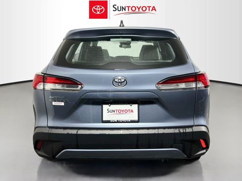 Used 2024 Toyota Corolla Cross L FWD image 5