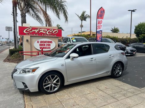 Used 2015 Lexus CT 200h w/ F Sport w/Nuluxe Interior FWD image 5