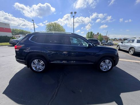 Used 2018 Volkswagen Atlas SEL Premium AWD/4WD image 3