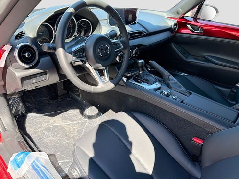 New 2026 MAZDA MX-5 Miata Grand Touring RWD image 25