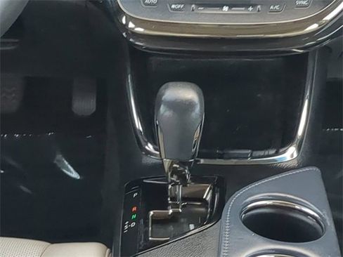 Used 2015 Toyota Avalon Limited image 18