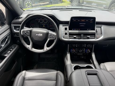 Used 2021 Chevrolet Suburban Z71 w/ Luxury Package AWD/4WD image 13