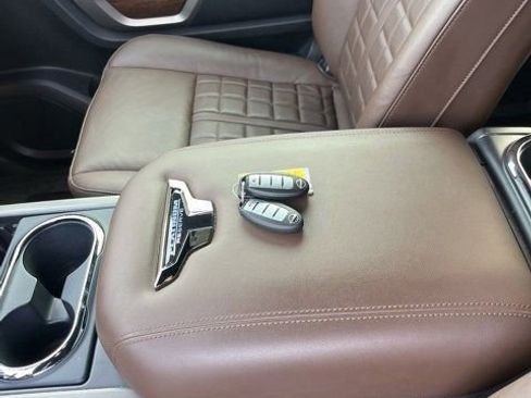 Used 2024 Nissan Titan Platinum Reserve w/ Moonroof Package image 15