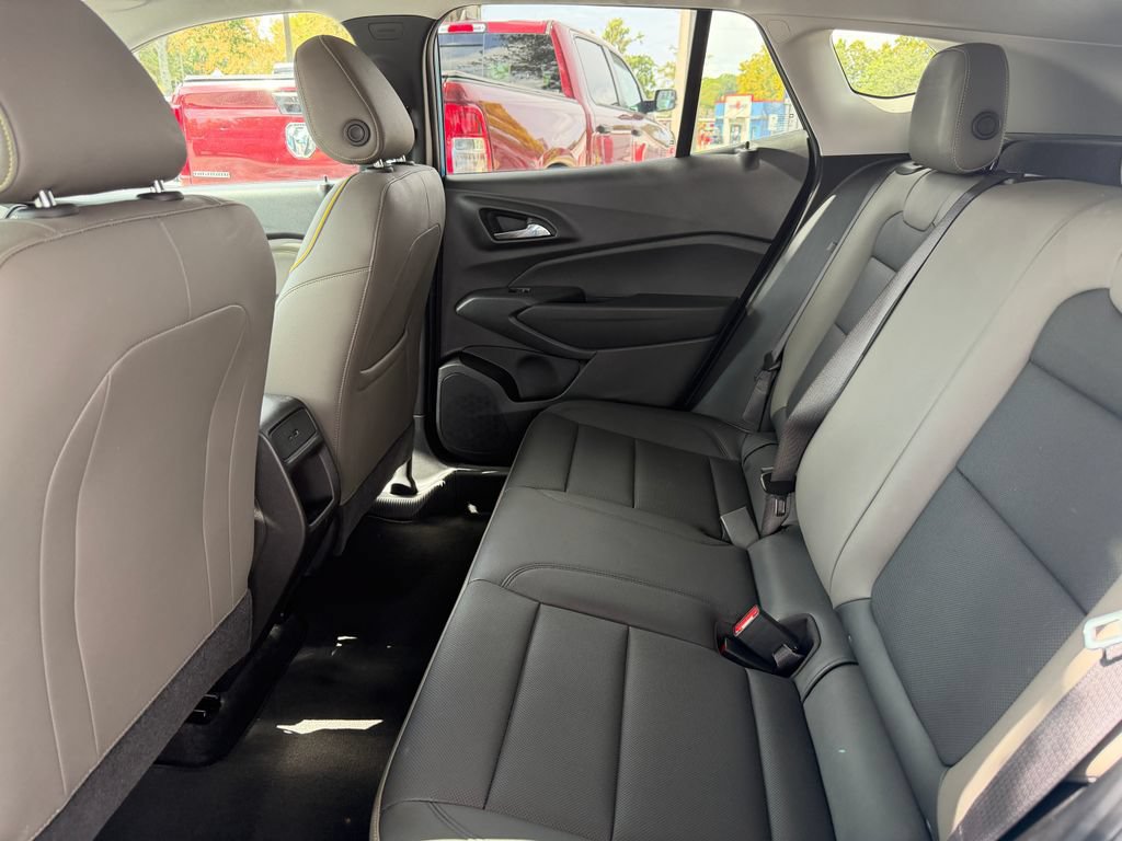 Used 2025 Chevrolet Trax ACTIV w/ Driver Confidence Package FWD image 13