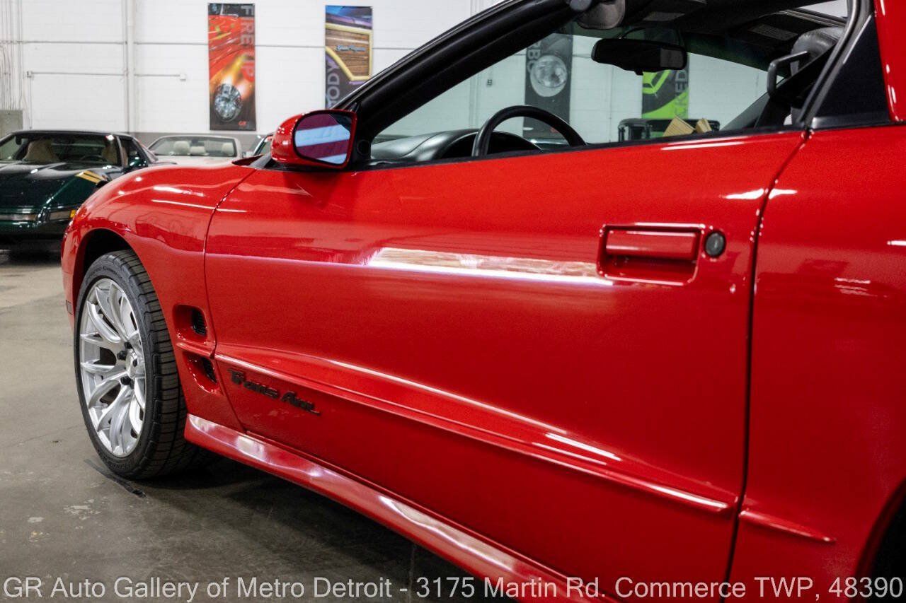 Used 1998 Pontiac Firebird Formula w/ Security Pkg RWD image 23