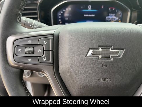 Used 2024 Chevrolet Silverado 2500 ZR2 w/ Technology Package AWD/4WD image 22