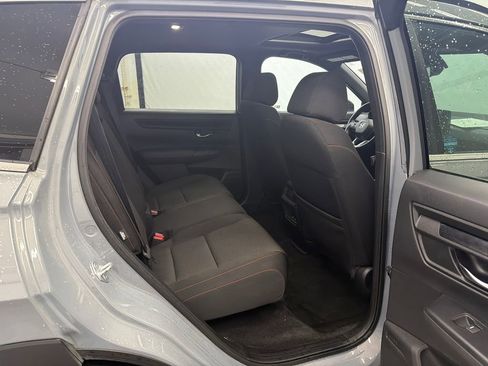 Used 2025 Honda CR-V Sport image 16