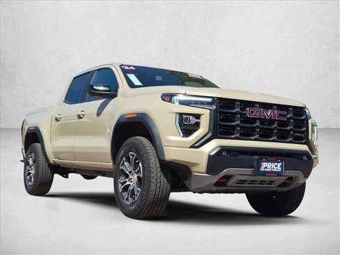 Used 2024 GMC Canyon AT4 w/ Technology Package AWD/4WD image 3