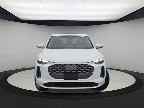 New 2025 Audi Q5 Premium image 2