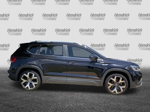 Used 2022 Volkswagen Taos SEL AWD/4WD image 11
