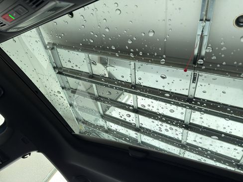 Used 2025 Volkswagen Jetta GLI Autobahn image 20