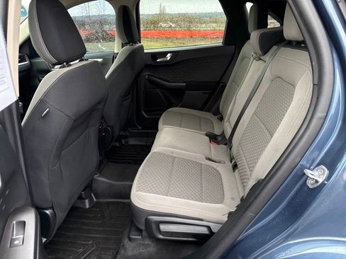 Used 2020 Ford Escape SE image 14