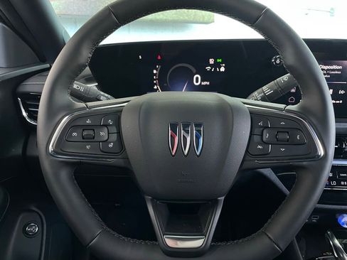 Used 2026 Buick Envista Avenir image 33