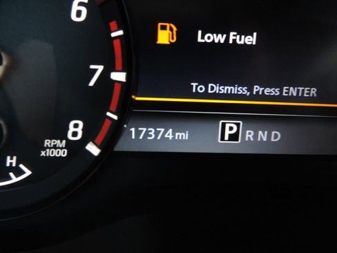 Certified 2024 Nissan Titan PRO-4X w/ Pro-4x Convenience Package image 32