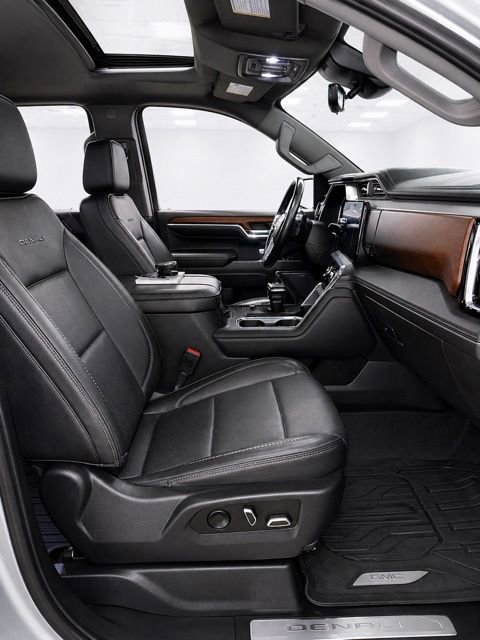 Used 2024 GMC Sierra 1500 Denali w/ Denali Reserve Package AWD/4WD image 13