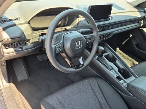 Used 2025 Honda Accord LX image 15