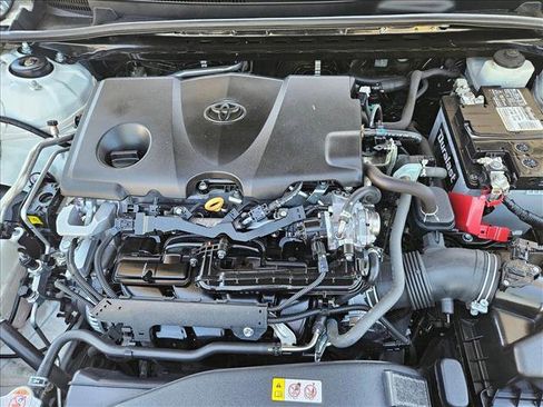 Used 2021 Toyota Camry SE w/ Carpet Mat Package (TMS) FWD image 21