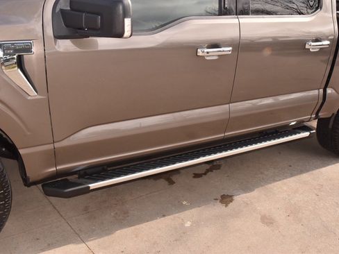 Certified 2022 Ford F150 XLT w/ Equipment Group 302A High image 37