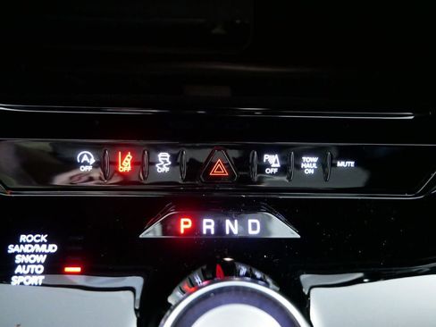 Used 2024 Jeep Wagoneer Series II image 48