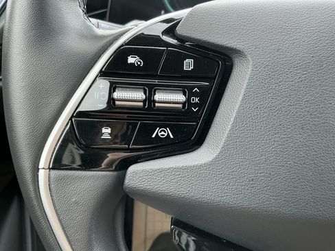 Certified 2023 Kia Niro EX FWD image 16
