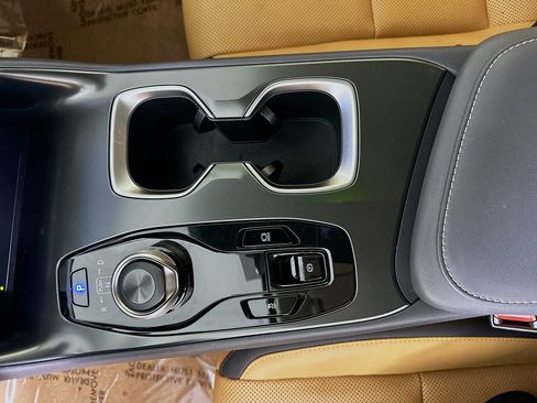 Used 2024 Lexus RZ 300e Premium w/ Accessory Package (Z1) image 22