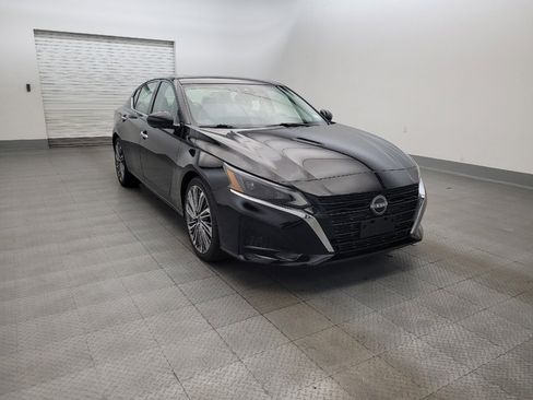Used 2023 Nissan Altima 2.5 SL FWD image 13