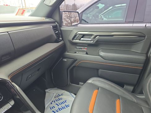 Used 2024 GMC Sierra 1500 AT4 w/ Technology Package image 36